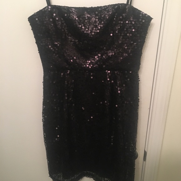 Strapless sequin black dress! - Picture 1 of 3